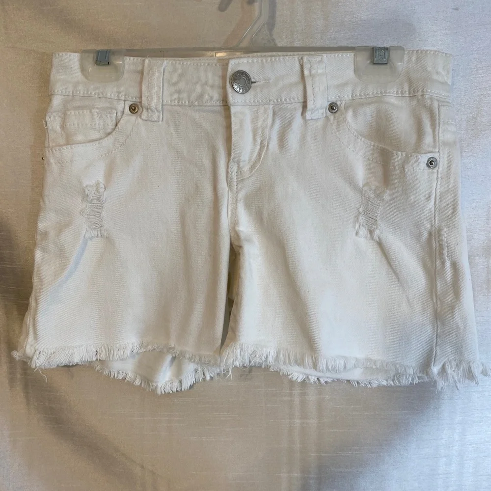 Wet Seal Low Rise Distressed Jean Shorts White Denim Ladies  5 - Picture 10 of 10